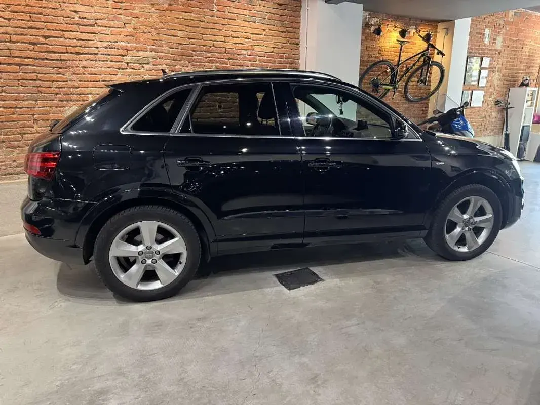 Usado Audi Q3 Ambiente 170 CV (125 kW) 2013 Negro SUV
