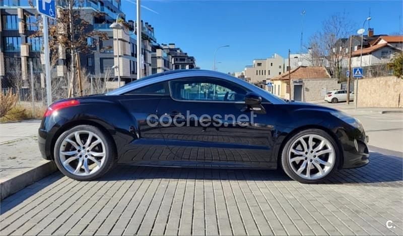 Usado Peugeot RCZ 200 CV (147 kW) 2010 Negro Coupe