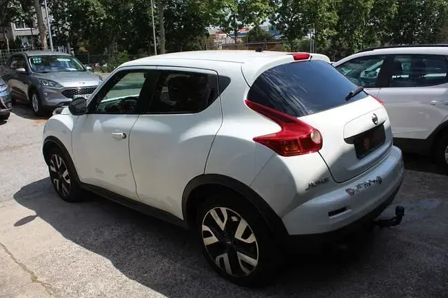 Usado Nissan Juke Visia 110 CV (80 kW) 2014 Blanco SUV
