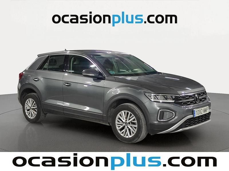 Usado VW T-Roc 110 CV (80 kW) 2024 Gris SUV