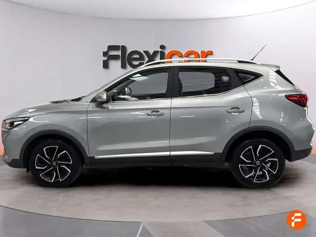 Usado MG ZS Luxury 106 CV (77 kW) 2022 Negro SUV