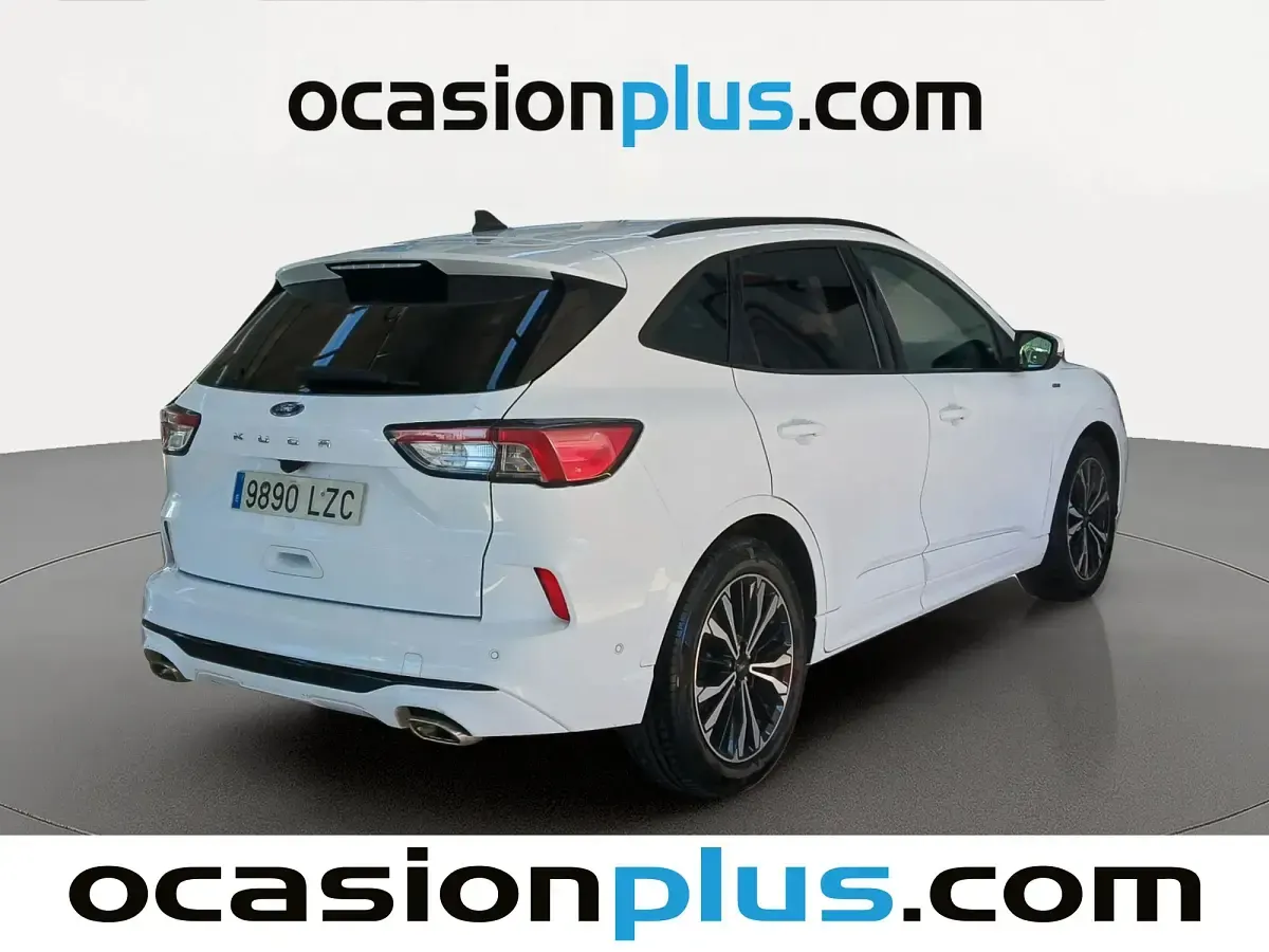 Usado Ford Kuga ST-Line X 150 CV (110 kW) 2022 Blanco SUV