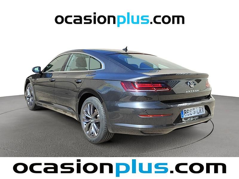 Usado VW Arteon 150 CV (110 kW) 2021 Gris / plata Berlina
