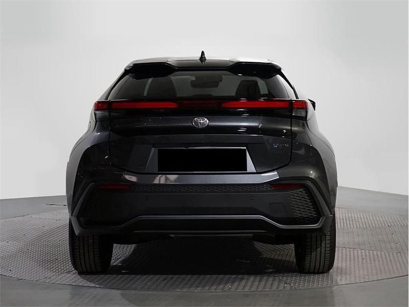 Usado Toyota C-HR+ Advance 102 kW (140 CV) 2024 Gris grafito SUV