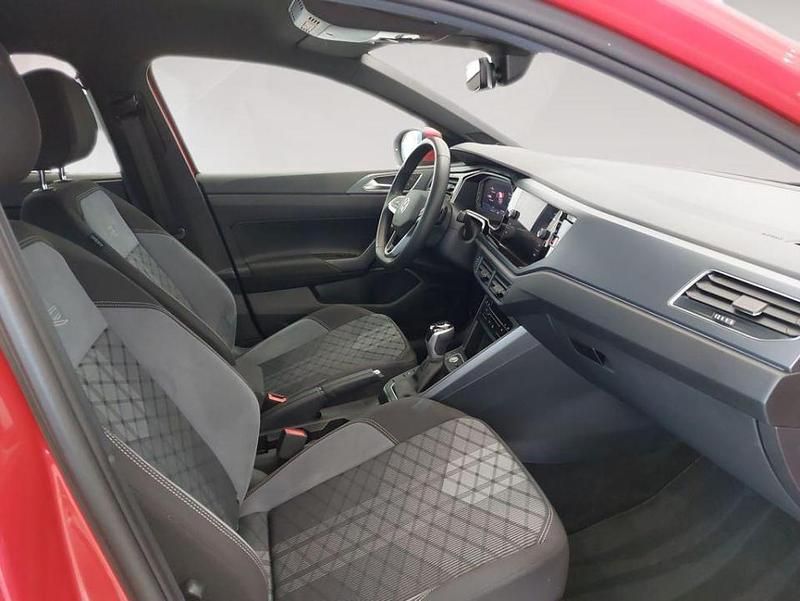 Usado VW Taigo R-line 110 CV (80 kW) 2023 Rojo intenso metalizado SUV