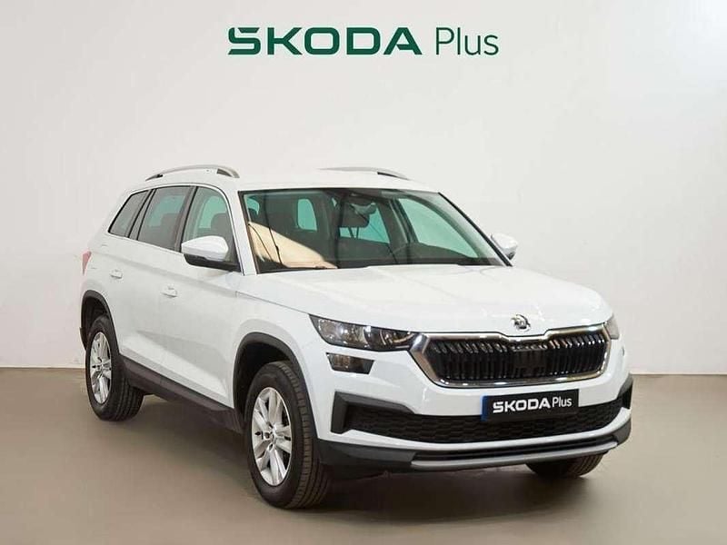 Blanco Usado 2022 Skoda Kodiaq Ambition SUV | 30.500 € (Precio justo) - Imagen 1/4