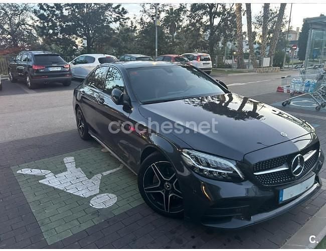 Gris / plata Usado 2021 Mercedes C180 Berlina | 28.900 € (Buen precio) - Imagen 1/4