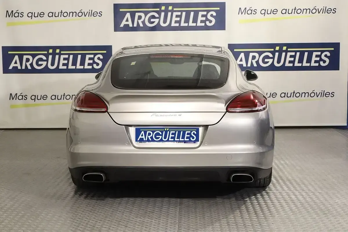 Usado Porsche Panamera 300 CV (220 kW) 2010 Gris / plata Utilitario