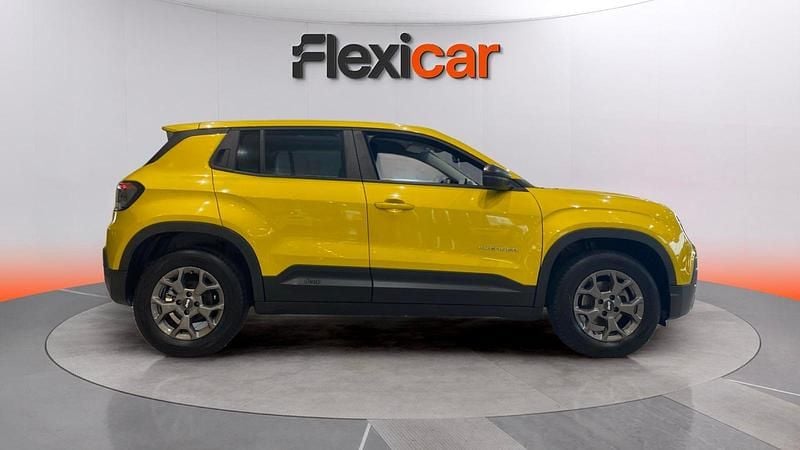 Begagnad Jeep Avenger Longitude 101 HK (74 kW) 2023 Gul SUV