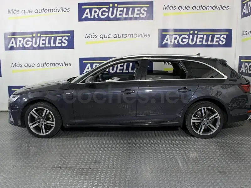 Usado Audi A4 S-Line 170 CV (125 kW) 2020 Gris / plata Familiar