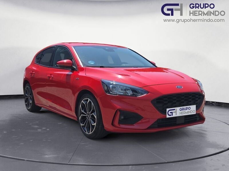 Rojo Usado 2022 Ford Focus ST-Line | 19.500 € (Un poco caro) - Imagen 1/4