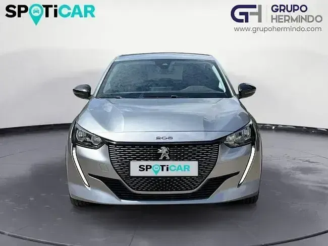 Usado Peugeot e-208 Active 100 kW (136 CV) 2023 Gris Utilitario