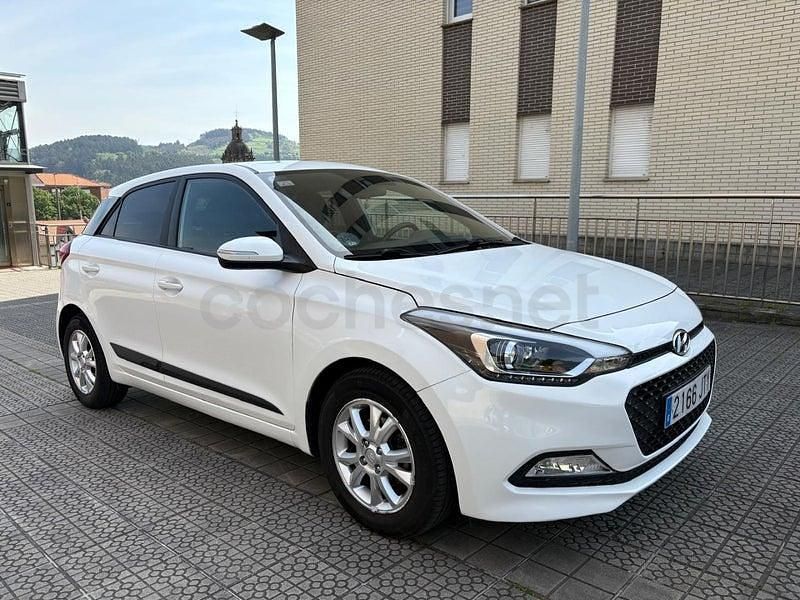 Occasion Hyundai i20 84 ch (61 kW) 2017 Blanc Berline