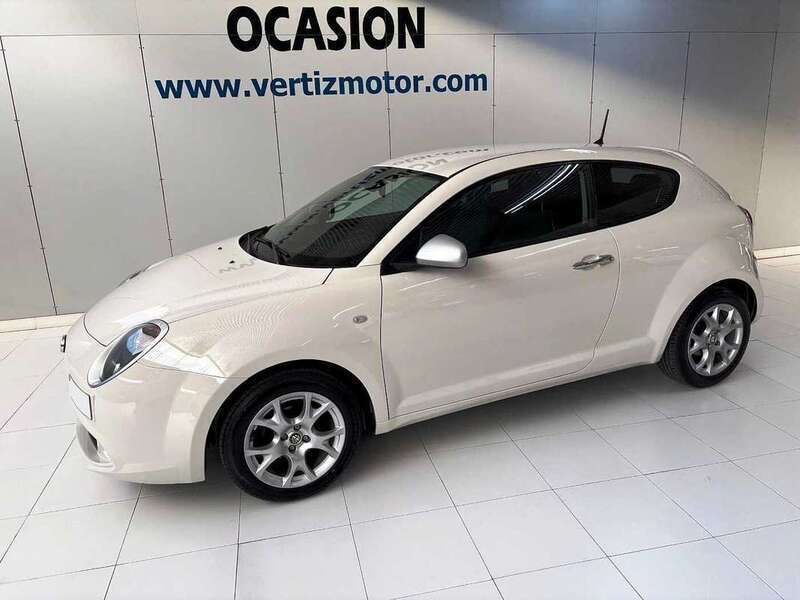 Blanco Usado 2015 Alfa Romeo MiTo Utilitario | 9500 € (Caro) - Imagen 1/4