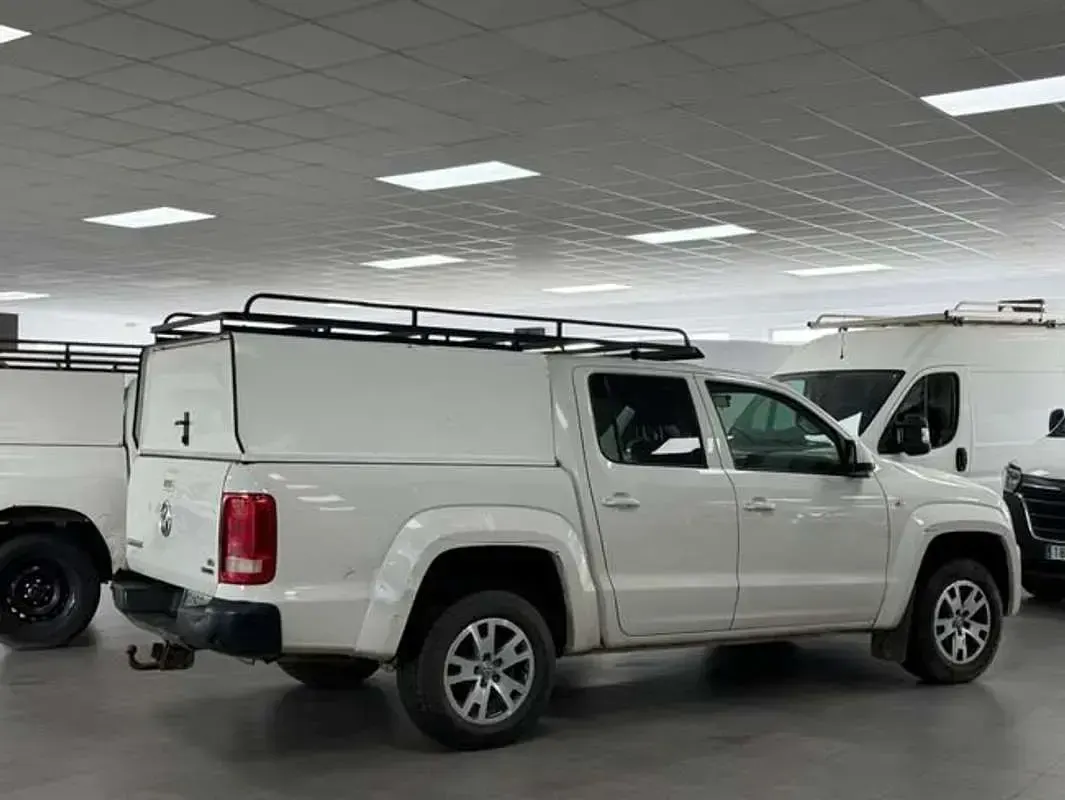Usado VW Amarok 163 CV (119 kW) 2019 Blanco Pickup/Camioneta