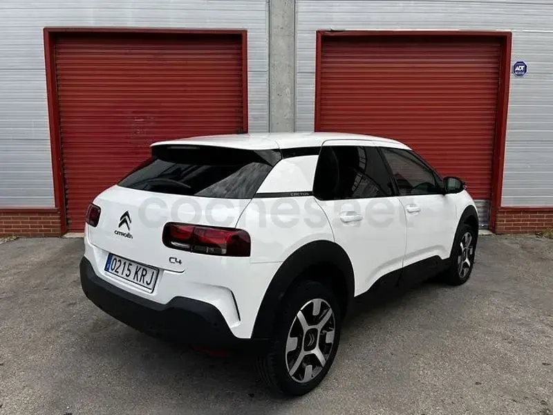 Usado Citroën C4 Shine 99 CV (72 kW) 2018 Blanco Berlina