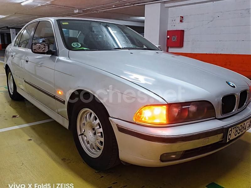 Gris / plata Usado 2000 BMW 525 Berlina | 3790 € (Buen precio) - Imagen 1/4