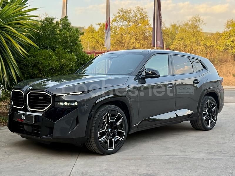 Gris / plata Usado 2024 BMW XM Comfort Edition SUV | 127.900 € - Imagen 1/4