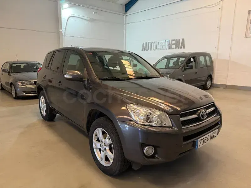 Usado Toyota RAV4 Executive 150 CV (110 kW) 2010 SUV
