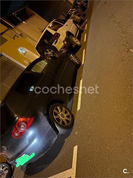 Usado VW Golf IV Trendline 105 CV (77 kW) 2006 Azul Berlina