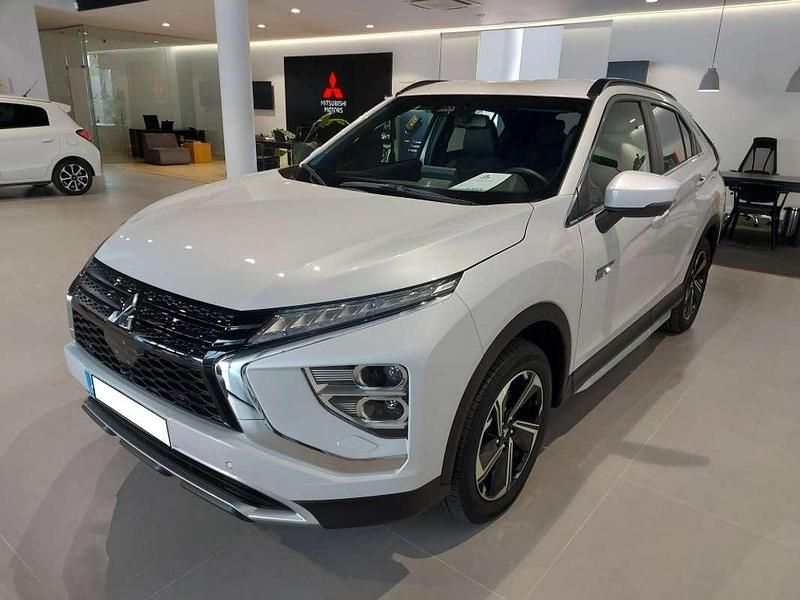 Blanco Usado 2023 Mitsubishi Eclipse Cross SUV | 32.000 € (Caro) - Imagen 1/4