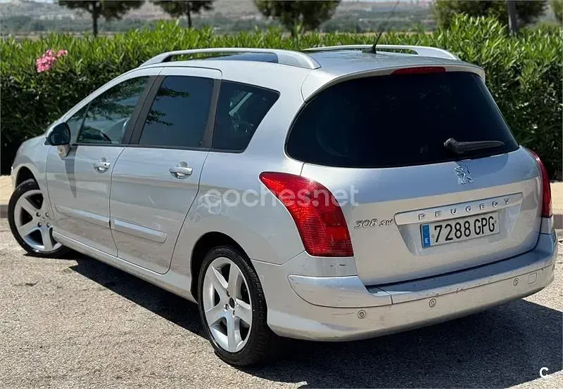 Usado Peugeot 308 SW Premium 110 CV (80 kW) 2009 Gris / plata Familiar