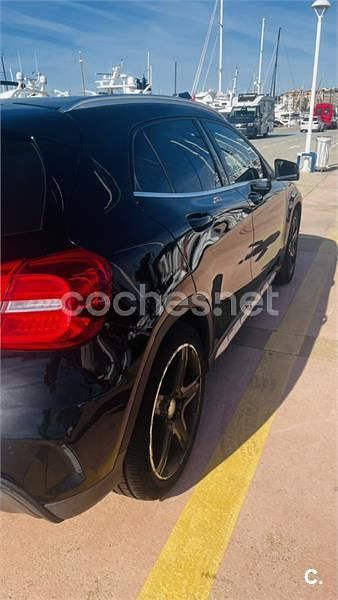 Usado Mercedes GLA200 AMG line 136 CV (100 kW) 2016 Negro SUV