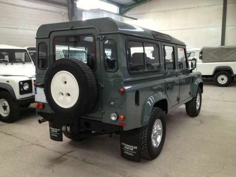 Usado Land Rover Defender 122 CV (89 kW) 2013 Verde SUV
