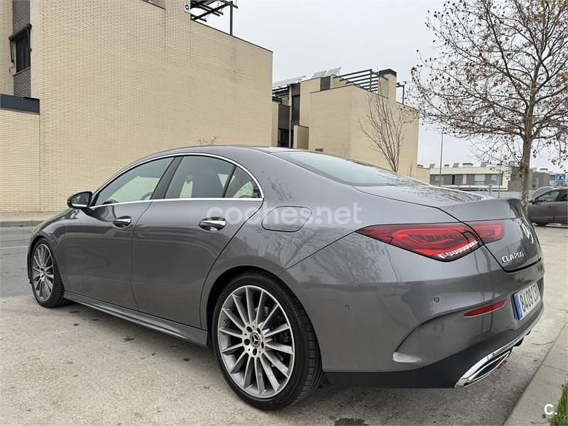 Usado Mercedes CLA200 163 CV (119 kW) 2019 Gris / plata Berlina