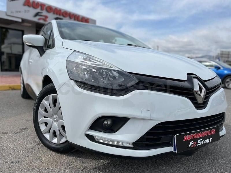 Usado Renault Clio GrandTour Life 75 CV (55 kW) 2018 Blanco Familiar