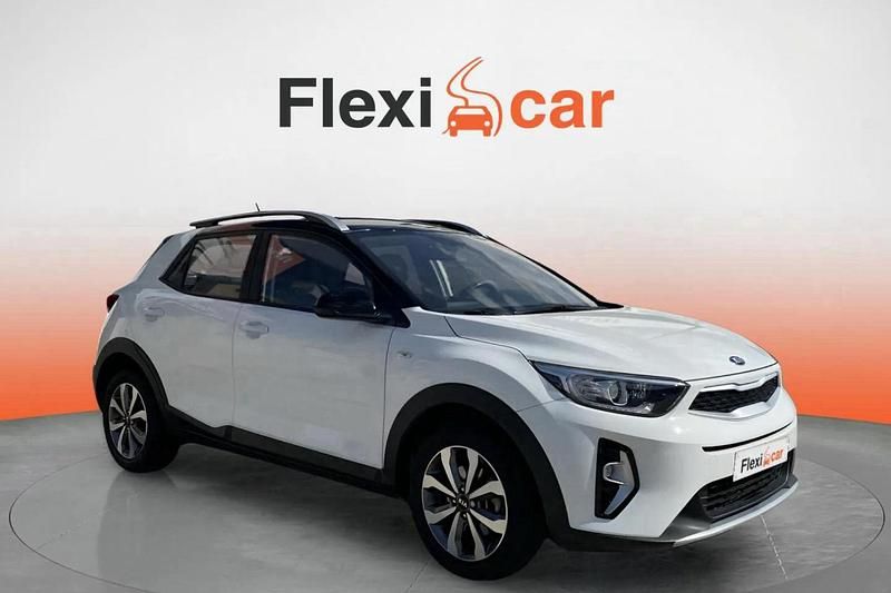 Blanco Usado 2021 Kia Stonic SUV | 17.390 € (Precio justo) - Imagen 1/4