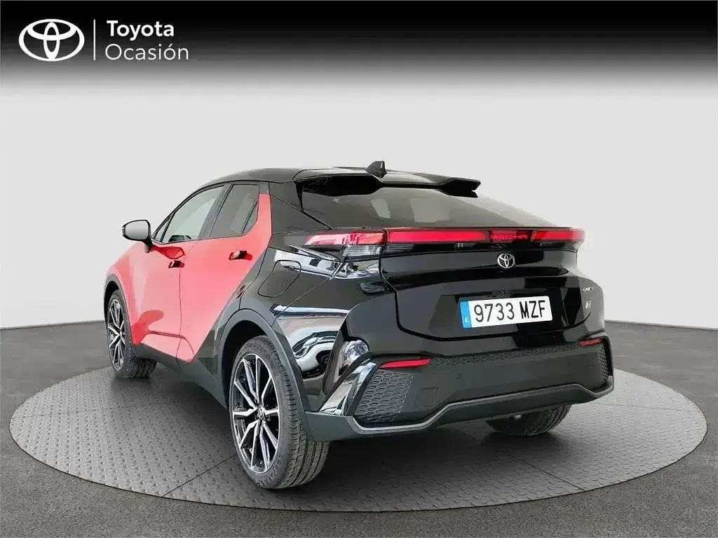 Usado Toyota C-HR Edition 223 CV (164 kW) 2025 Rojo SUV
