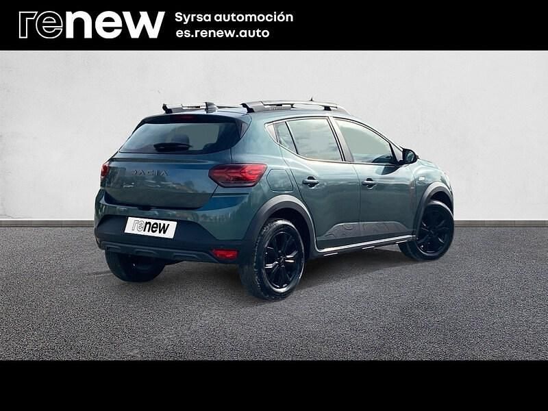 Usado Dacia Sandero Extreme 100 CV (73 kW) 2025 Verde Berlina