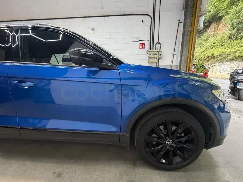 Usado VW T-Roc Advance 150 CV (110 kW) 2021 Azul SUV