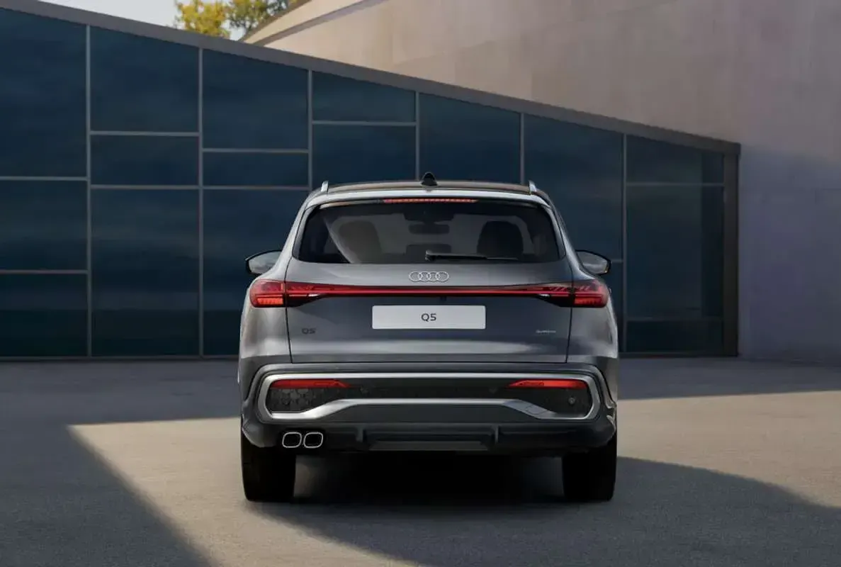 Nuevo Audi Q5 Sportback S-Line 204 CV (150 kW) 2026 Gris SUV