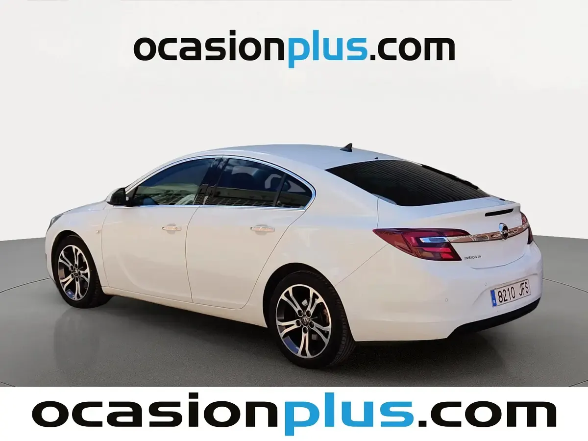 Usado Opel Insignia Excellence 140 CV (102 kW) 2015 Blanco Berlina