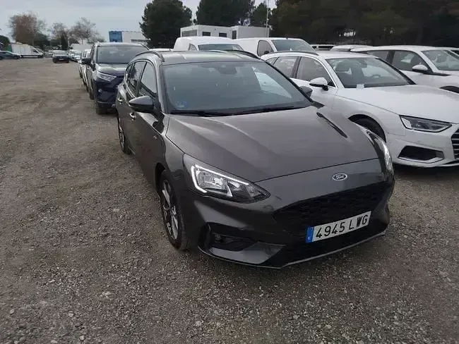 Usado Ford Focus ST-Line X 155 CV (114 kW) 2022 Blanco Utilitario