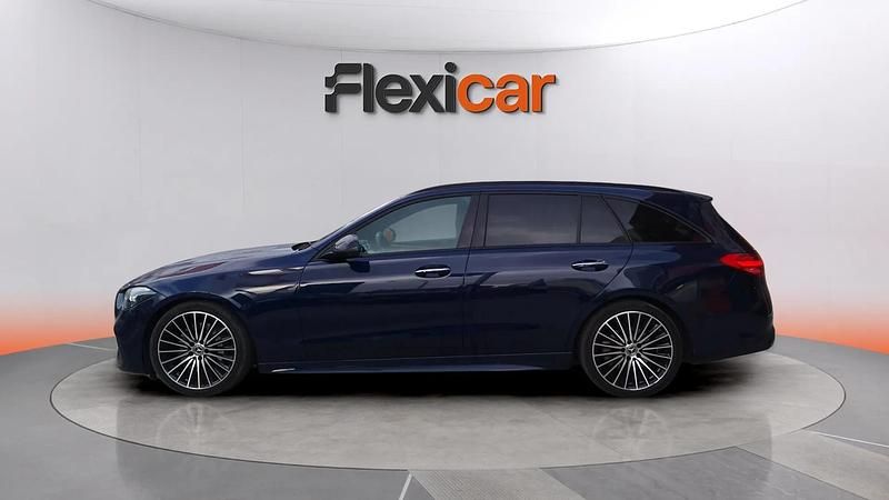 Usado Mercedes C220 200 HP (147 kW) 2022 Azul Carrinha