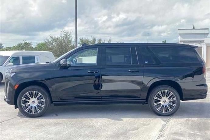 Usado Cadillac Escalade 426 CV (313 kW) 2021 Negro SUV