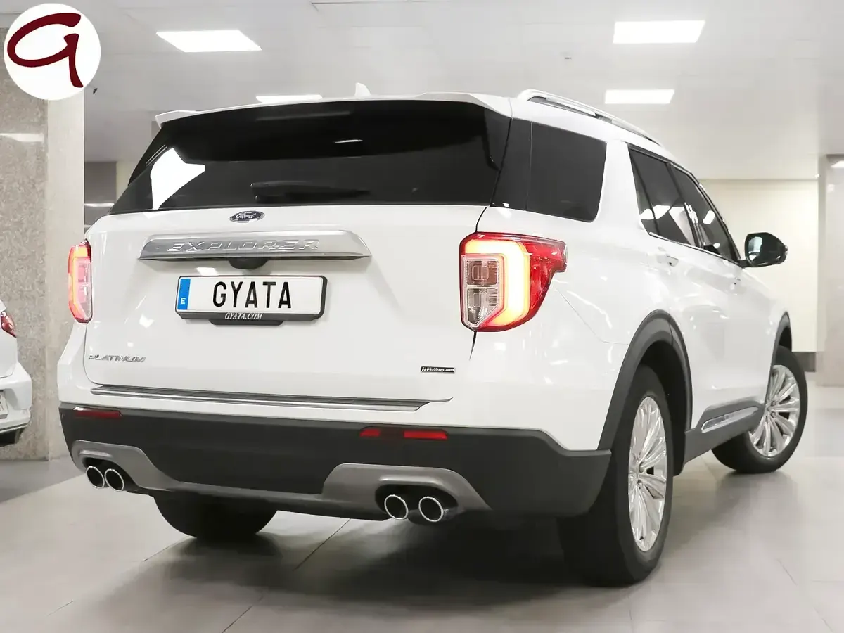 Usado Ford Explorer Platinum 457 CV (336 kW) 2022 Blanco SUV