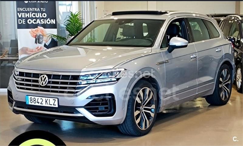 Gris / plata Usado 2018 VW Touareg R-line SUV | 44.990 € (Precio justo) - Imagen 1/4