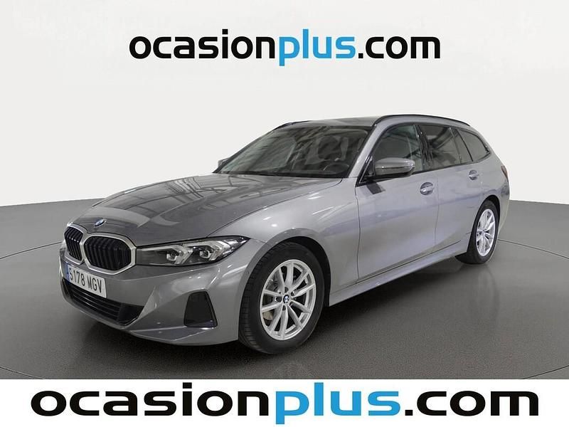 Gris Usado 2023 BMW 318 Familiar | 27.264 € - Imagen 1/4