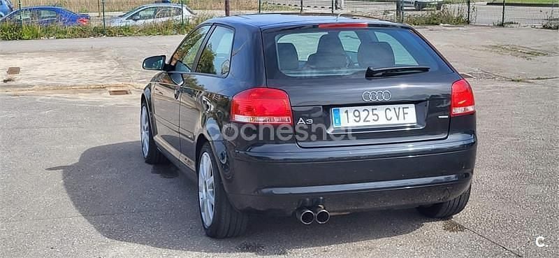 Usado Audi A3 Ambition 250 CV (183 kW) 2004 Negro Utilitario