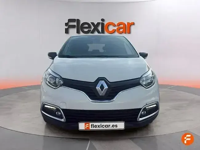 Usado Renault Captur Zen 90 CV (66 kW) 2016 Blanco SUV