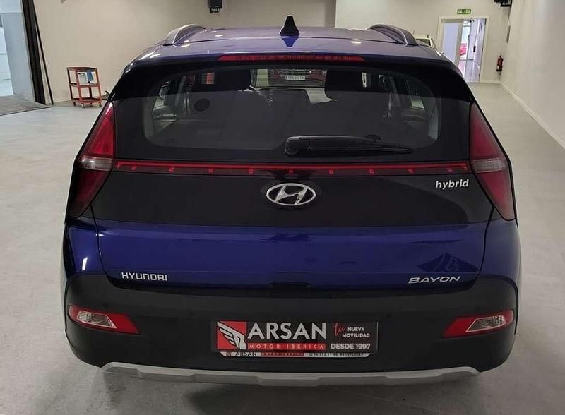 Usado Hyundai Bayon 99 CV (72 kW) 2022 Azul SUV