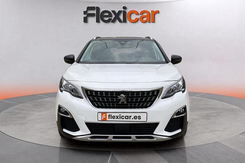 Usado Peugeot 3008 Active 131 CV (96 kW) 2019 Blanco Monovolumen