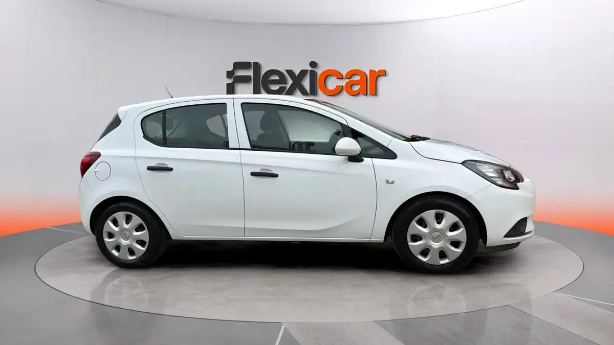 Usado Opel Corsa Business 90 CV (66 kW) 2017 Blanco Utilitario