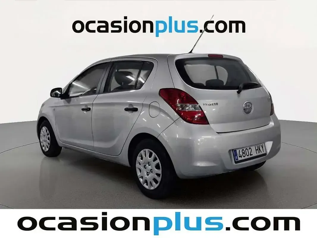 Usado Hyundai i20 Classic 78 CV (57 kW) 2012 Gris Utilitario