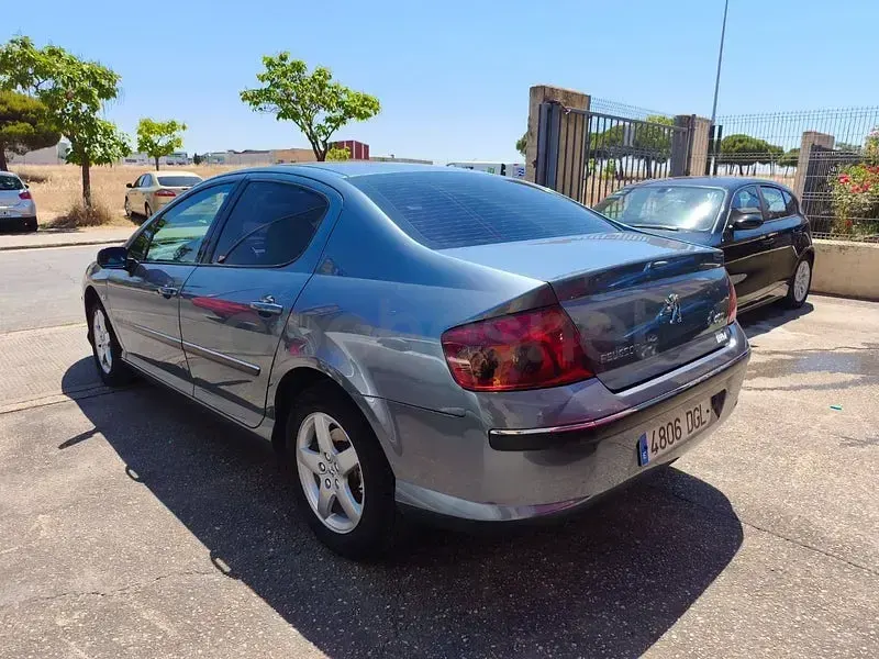 Usado Peugeot 407 110 CV (80 kW) 2005 Gris / plata Berlina