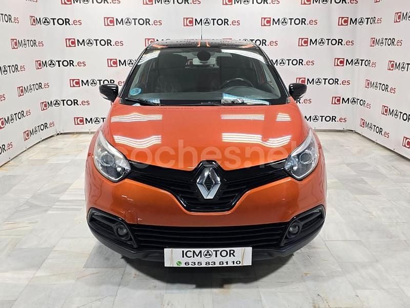 Usado Renault Captur 90 CV (66 kW) 2015 Granate SUV
